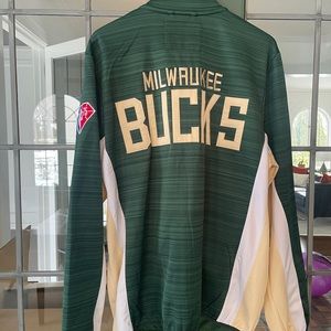 Milwaukee Bucks Mens zip up